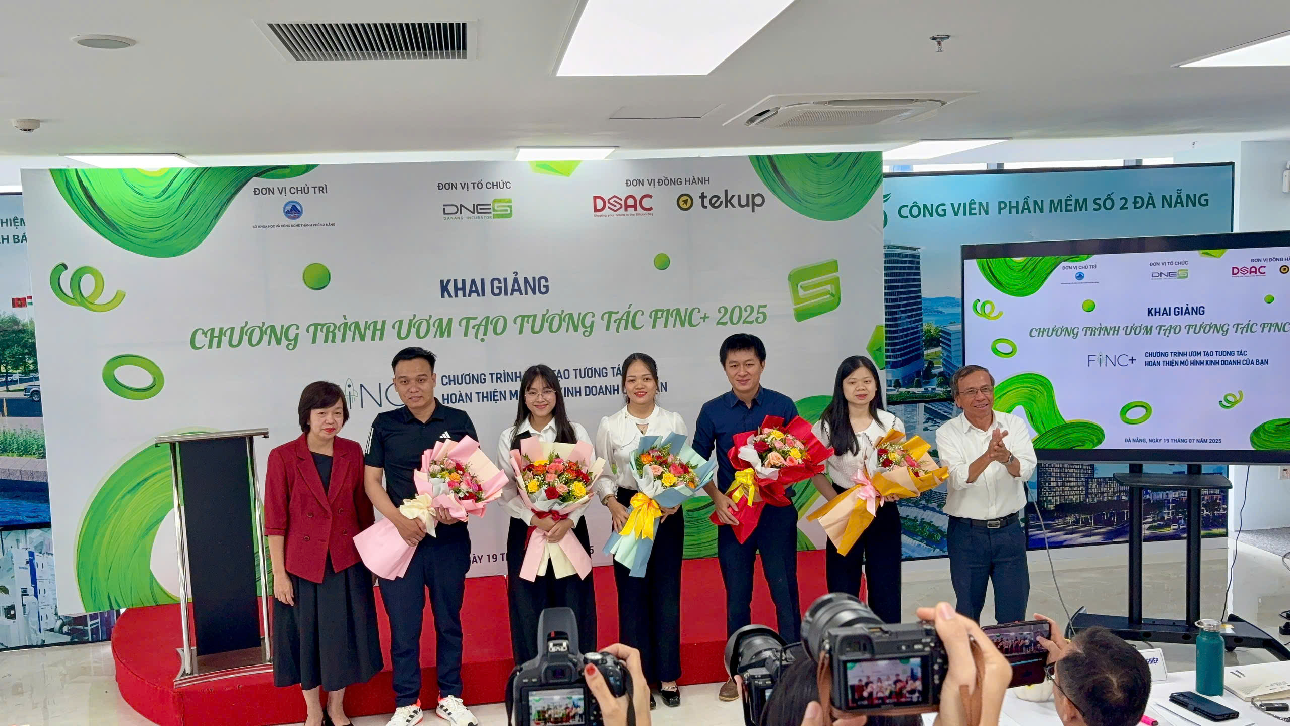 Trực tiếp tạo ra giá trị